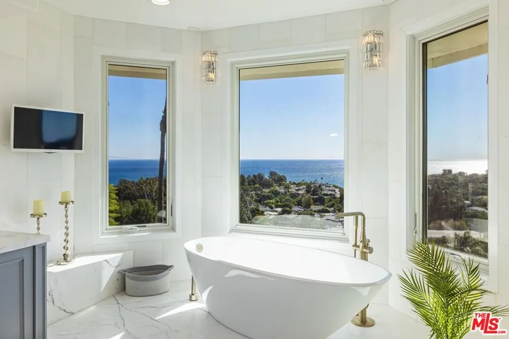 6358 Ramirez Mesa Drive Malibu, CA 90265