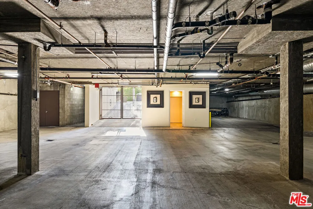 632 Kings Road #101 West Hollywood, CA 90048