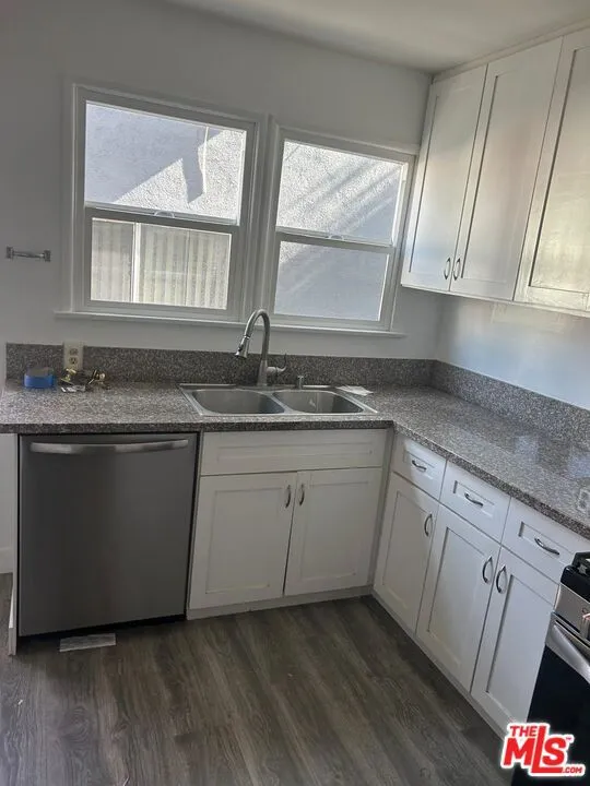 455 S Oakhurst Drive #3 Beverly Hills, CA 90212