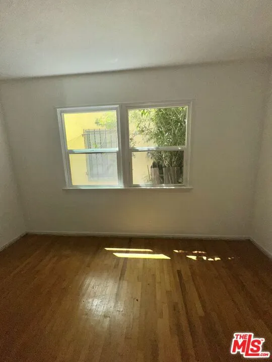 455 S Oakhurst Drive #3 Beverly Hills, CA 90212