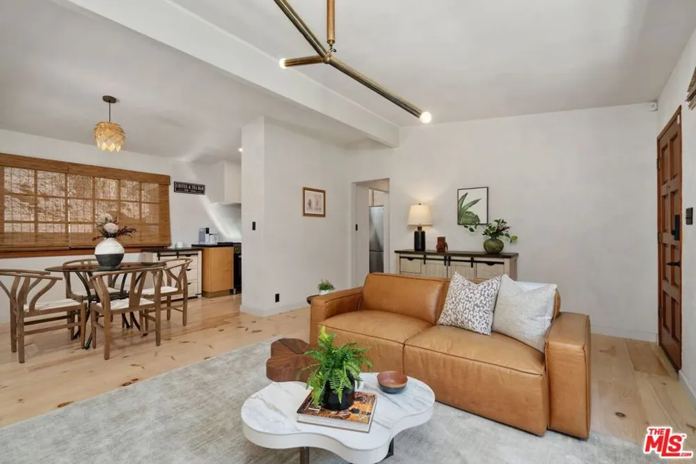9667 Yoakum Drive Los Angeles, CA 90210