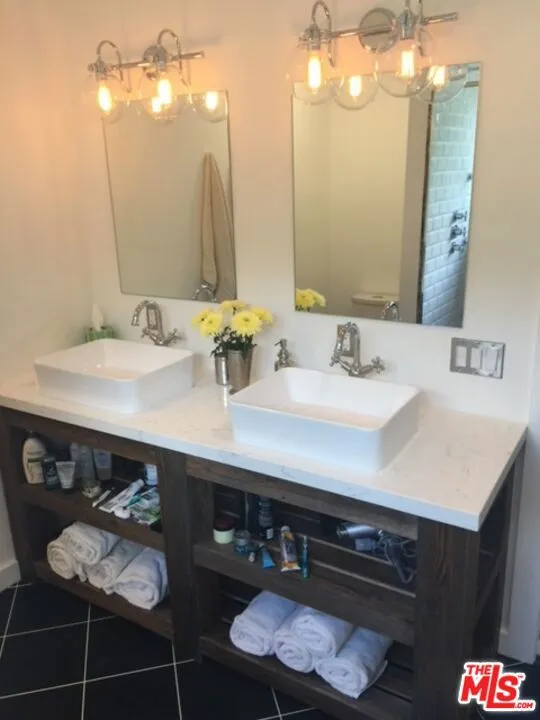 2350 Los Alamos Road Palm Springs, CA 92262