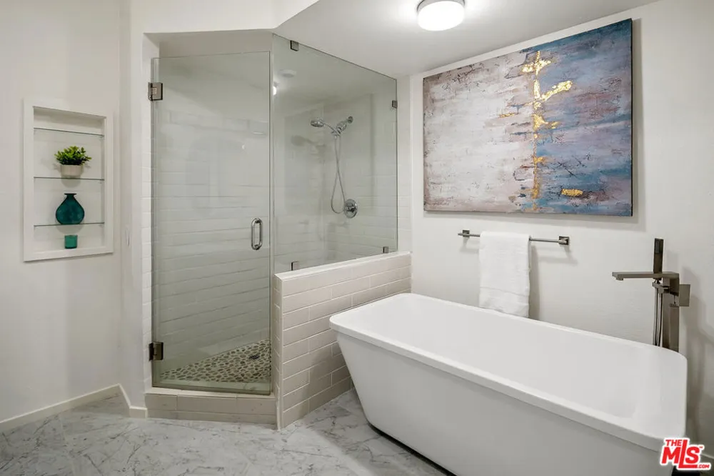 1506 S Bentley Avenue #308 Los Angeles, CA 90025