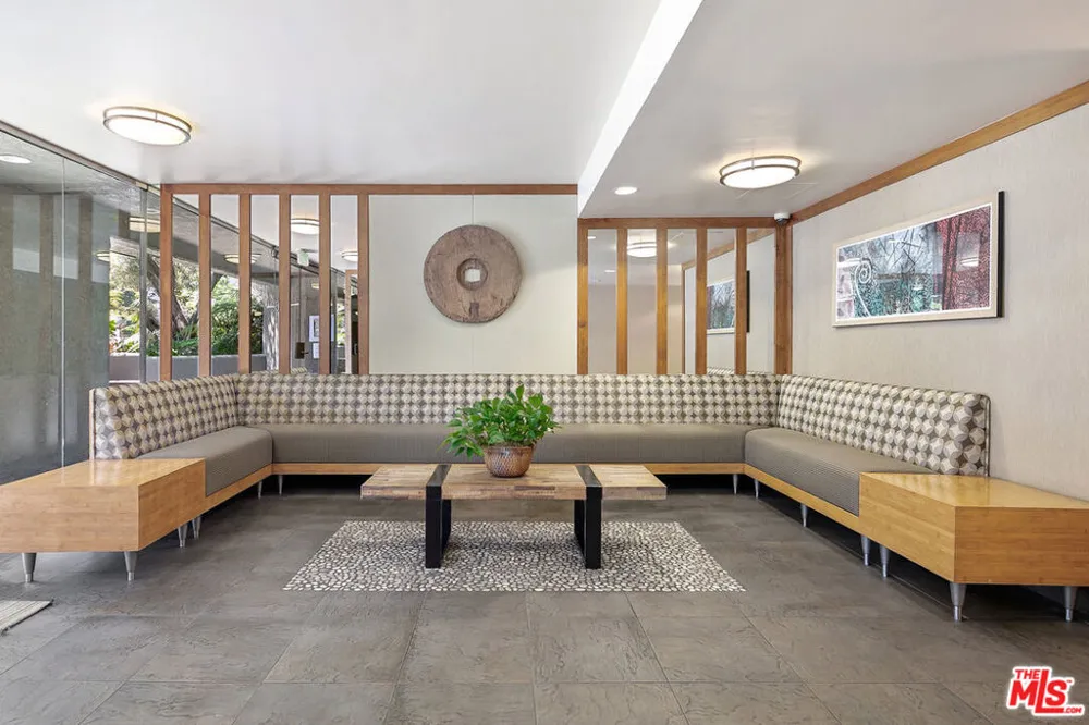 1506 S Bentley Avenue #308 Los Angeles, CA 90025