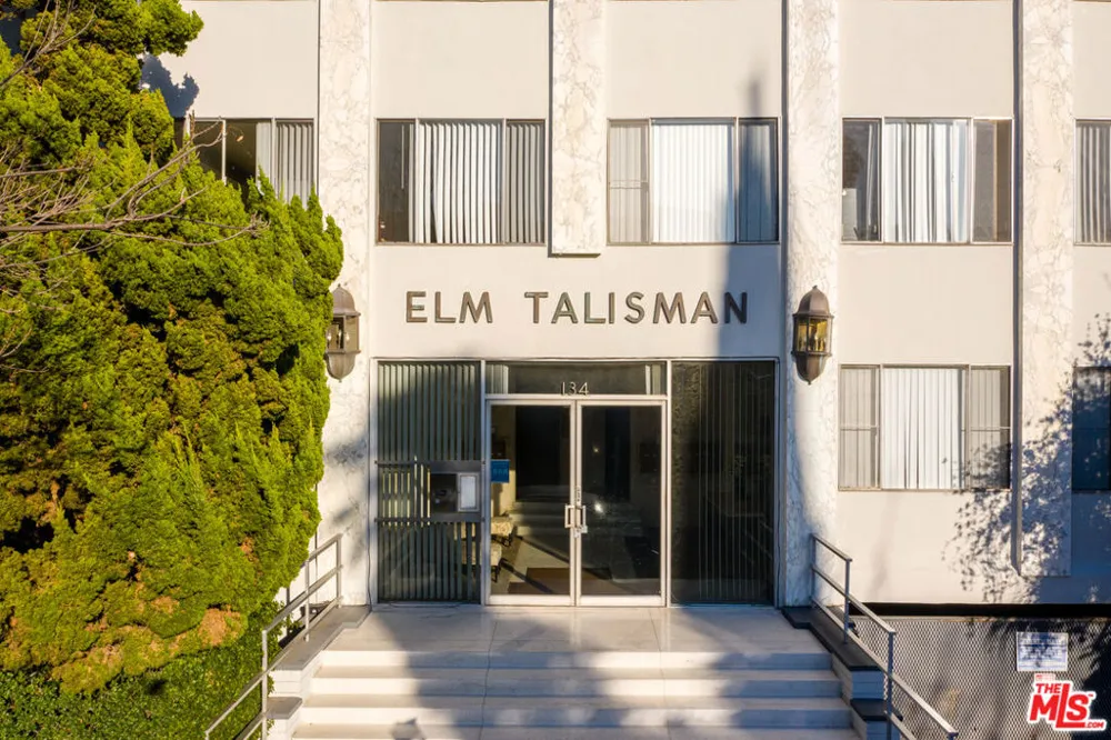 134 S Elm Drive #104 Beverly Hills, CA 90212