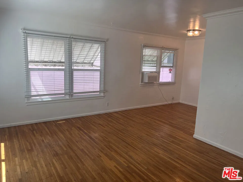 4277 Tujunga Avenue #4277.5 Los Angeles, CA 91604