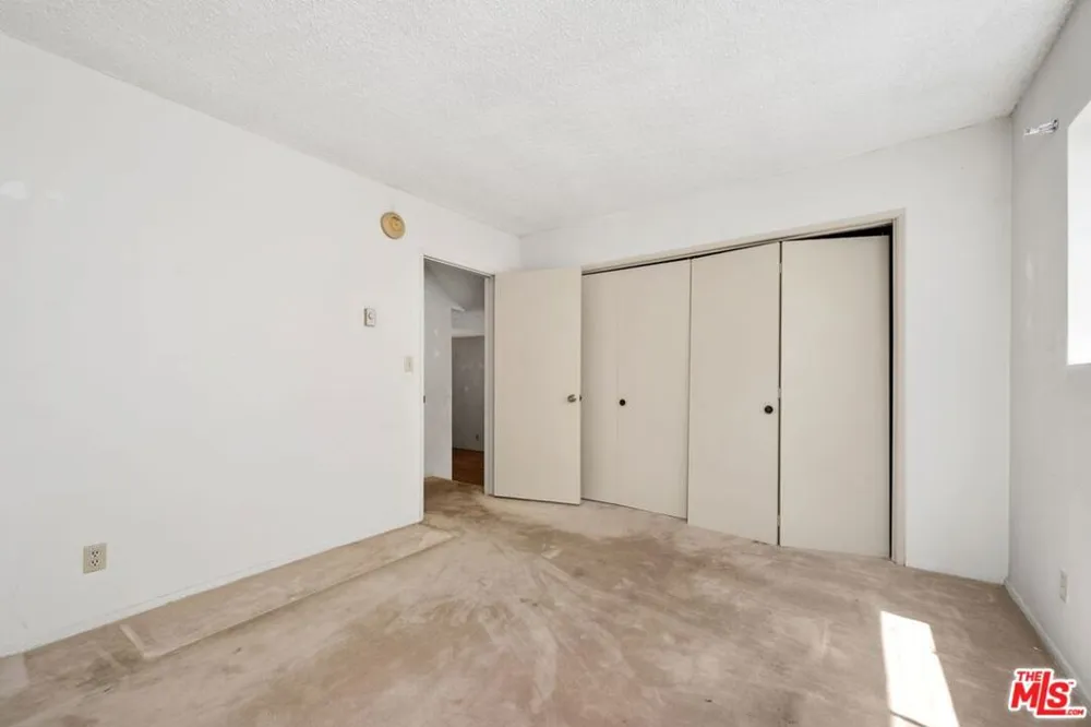 1831 Barry Avenue #3 Los Angeles, CA 90025
