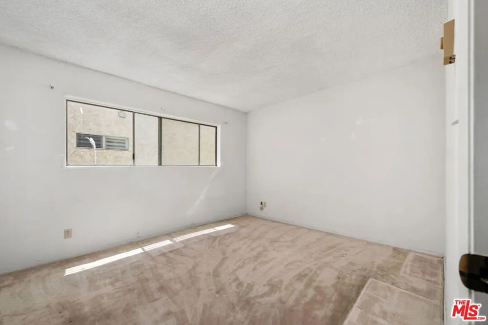 1831 Barry Avenue #3 Los Angeles, CA 90025