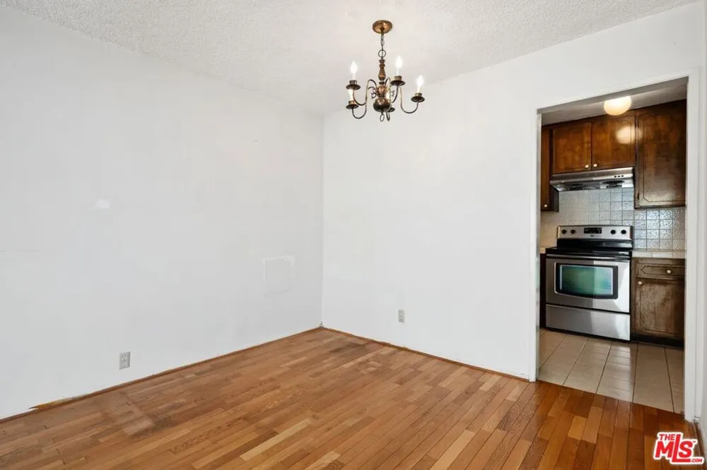 1831 Barry Avenue #3 Los Angeles, CA 90025