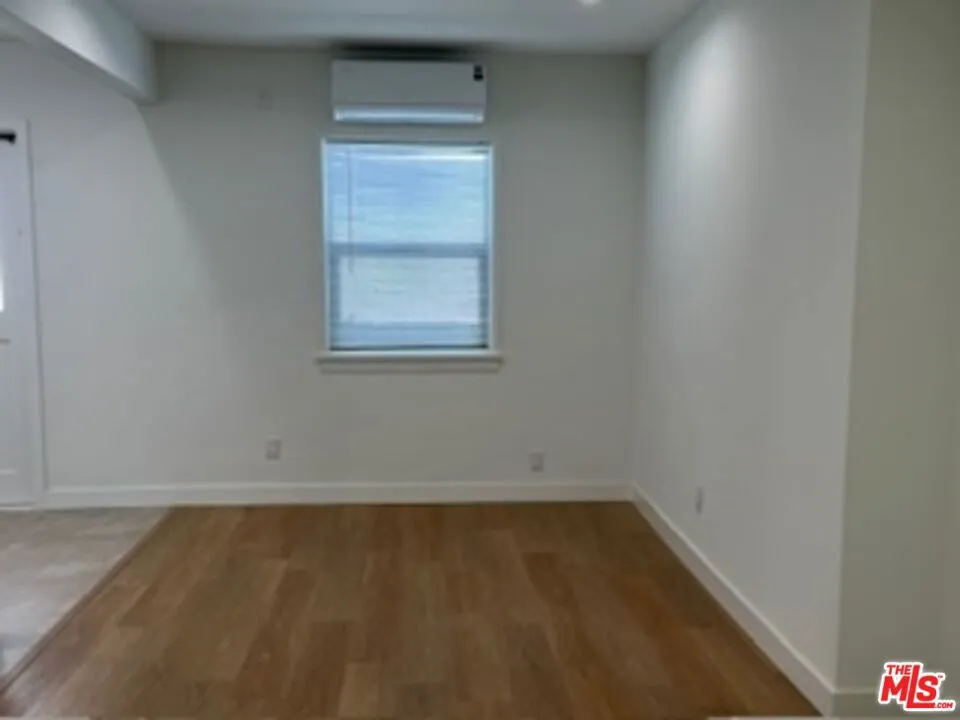 1725 Malcolm Avenue Los Angeles, CA 90024