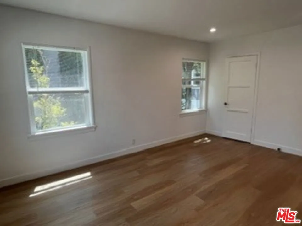 1725 Malcolm Avenue Los Angeles, CA 90024