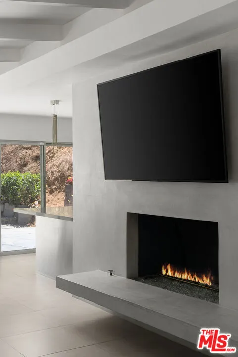 9659 Cedarbrook Drive Los Angeles, CA 90210