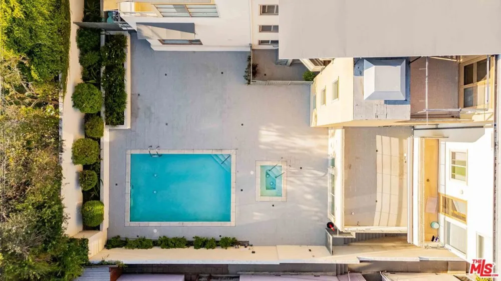 1645 Malcolm Avenue #302 Los Angeles, CA 90024
