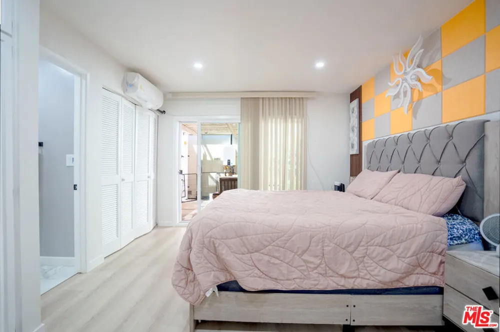 12203 Santa Gertrudes Avenue #64 La Mirada, CA 90638