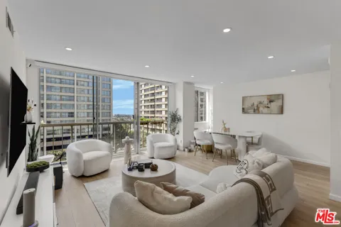 10747 Wilshire Boulevard #902