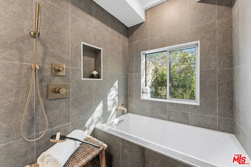 1244 14th Street #Unit D Santa Monica, CA 90404