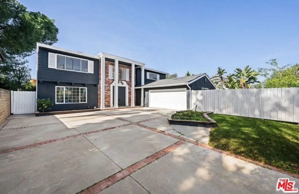 6257 Lindley Avenue Los Angeles, CA 91335