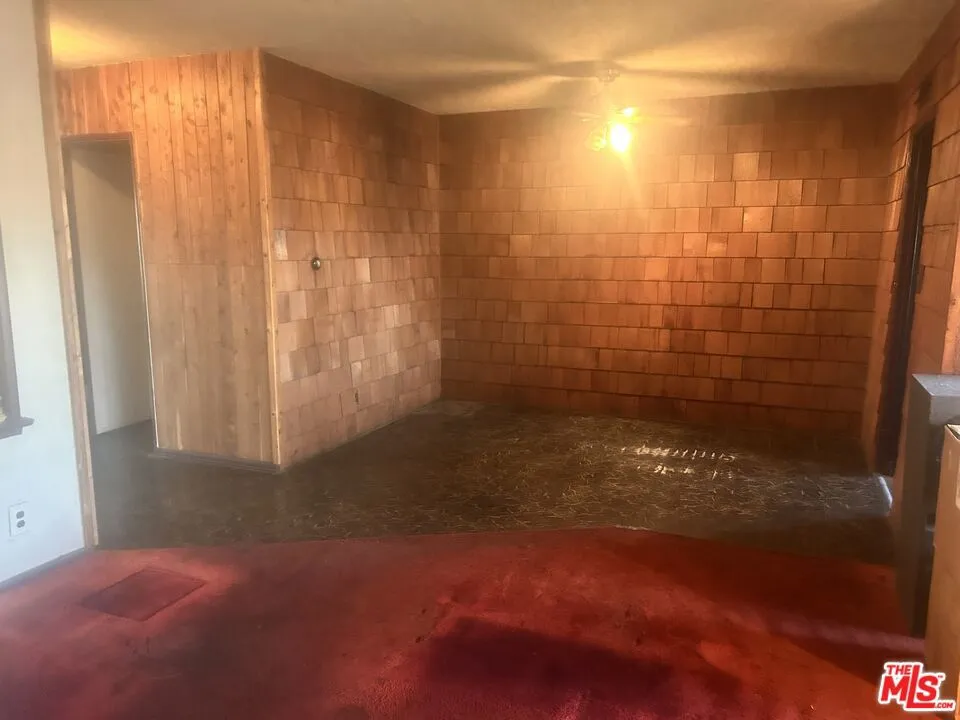11726 Spinning Avenue Hawthorne, CA 90250