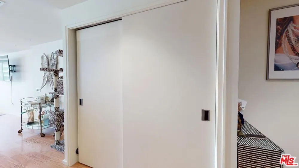 1155 S Grand Avenue #1106 Los Angeles, CA 90015