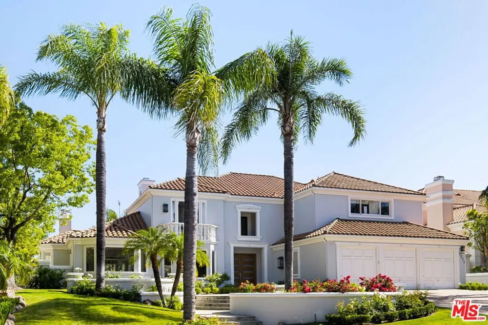 5325 Collingwood Circle Calabasas, CA 91302