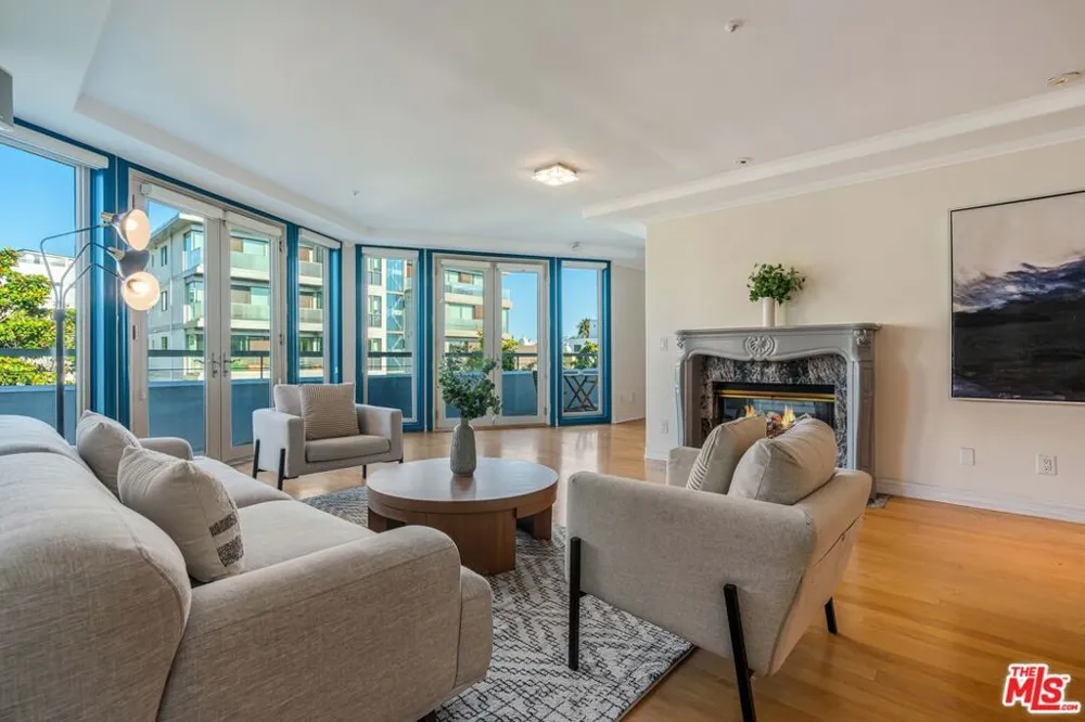 1645 Malcolm Avenue #302 Los Angeles, CA 90024