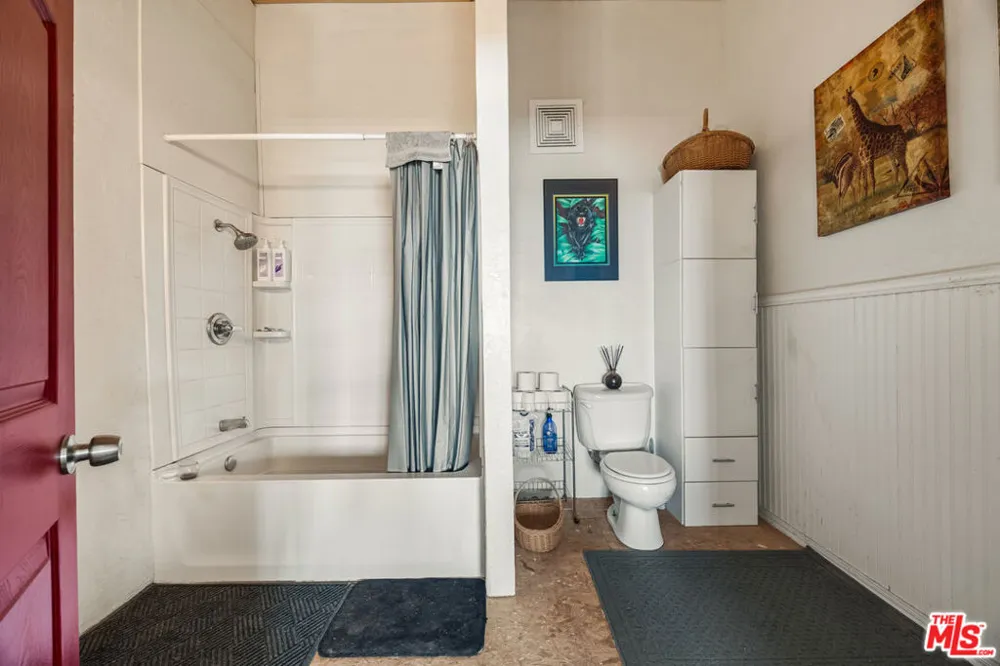 9025 Camp Rock Road Lucerne Valley, CA 92356