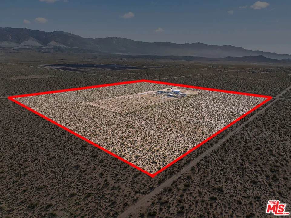 9025 Camp Rock Road Lucerne Valley, CA 92356