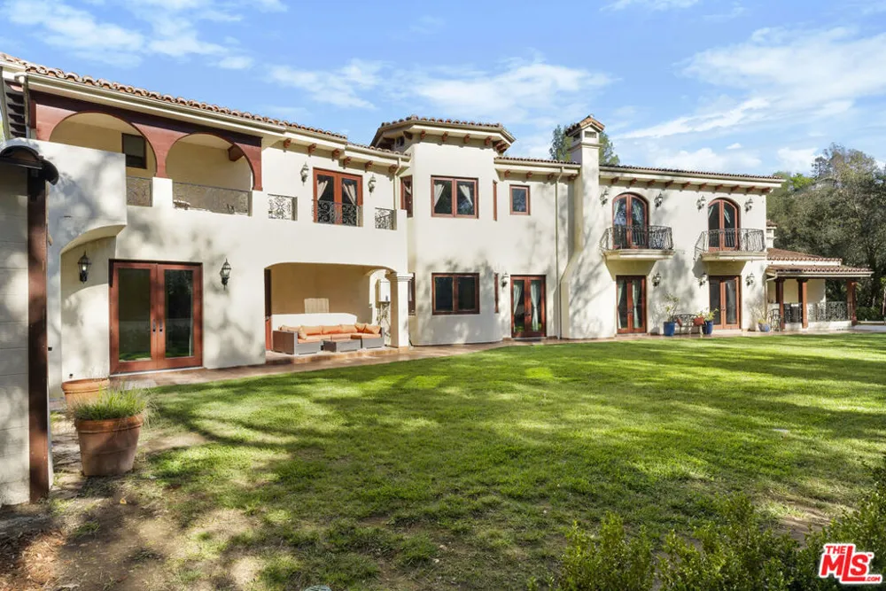 4141 Cambrdige Road La Canada Flintridge, CA 91011