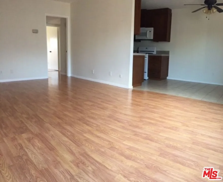 5252 COLDWATER CANYON AVENUE #207 Van Nuys, CA 91401
