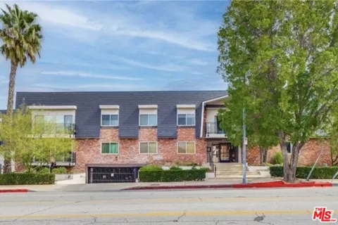 5252 COLDWATER CANYON AVENUE #207