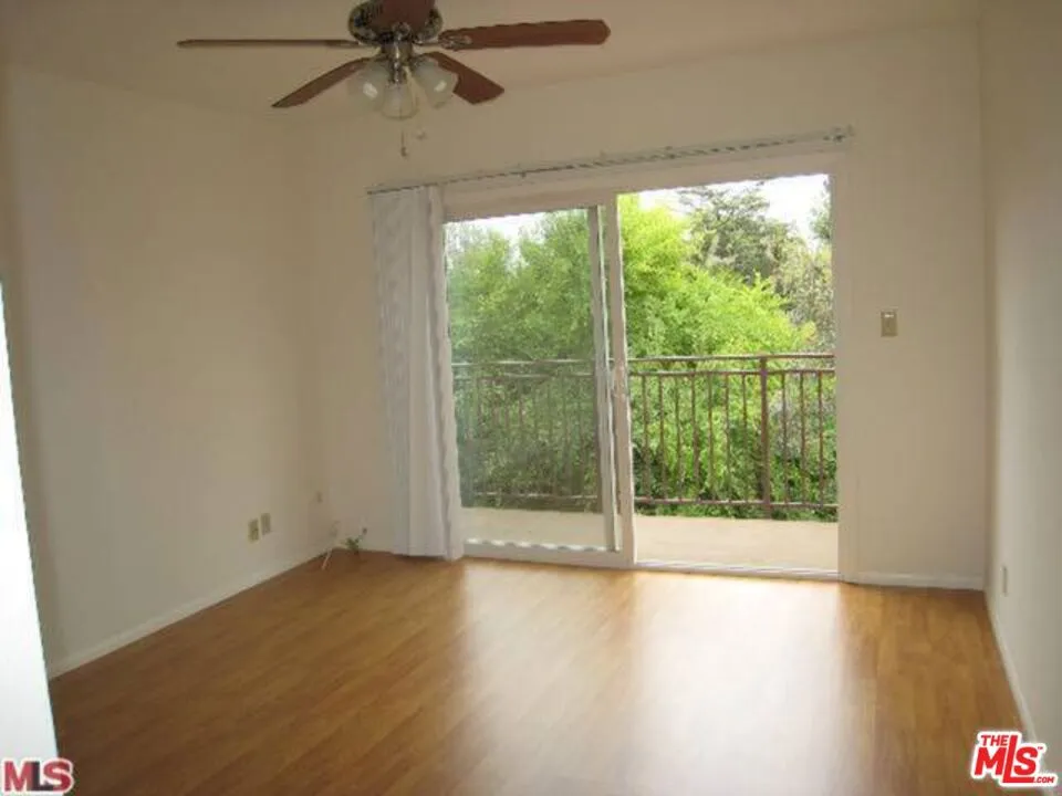 5252 COLDWATER CANYON AVENUE #207 Van Nuys, CA 91401