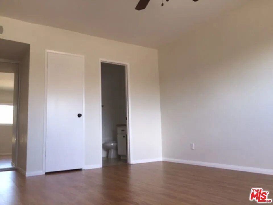 5252 COLDWATER CANYON AVENUE #207 Van Nuys, CA 91401