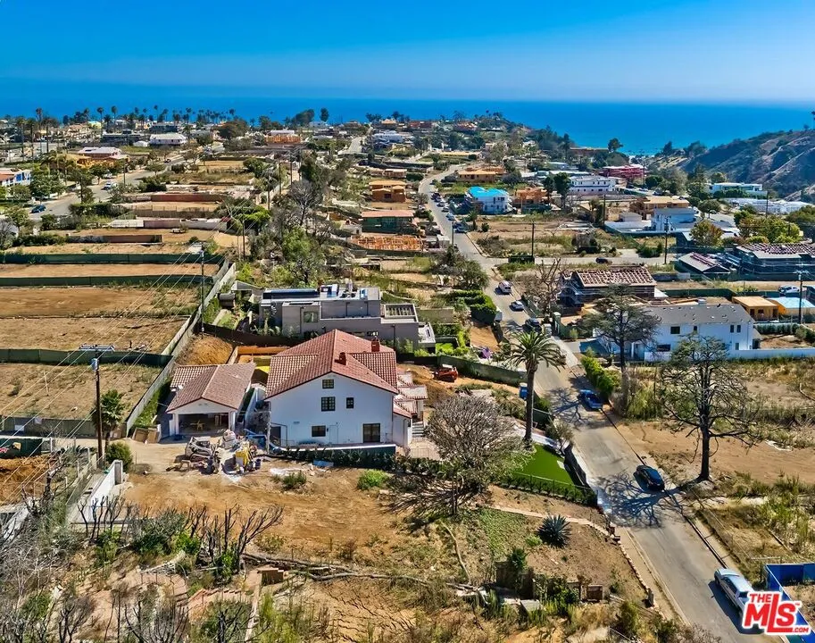 736 Haverford Avenue Pacific Palisades, CA 90272