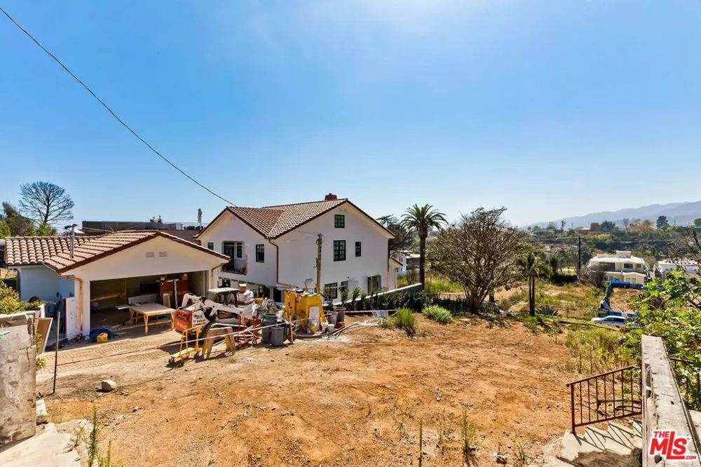 736 Haverford Avenue Pacific Palisades, CA 90272