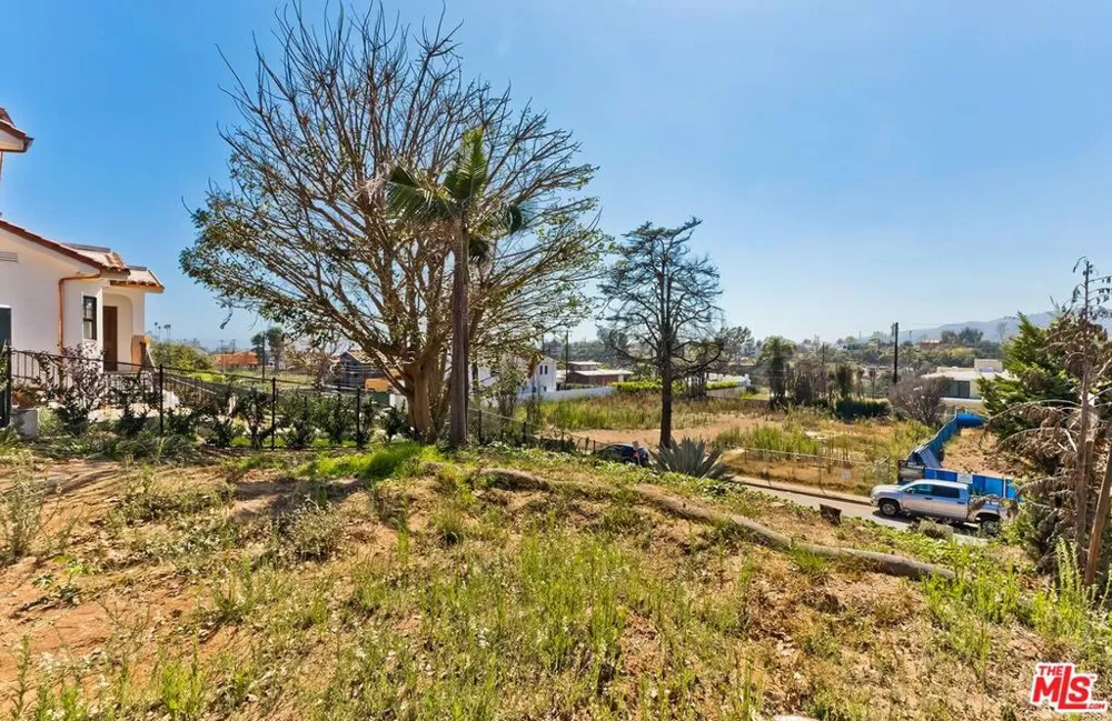 736 Haverford Avenue Pacific Palisades, CA 90272
