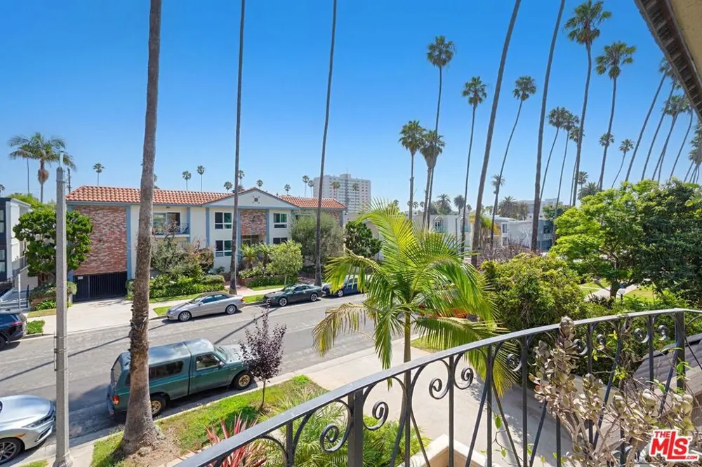 1024 5th Street #6 Santa Monica, CA 90403