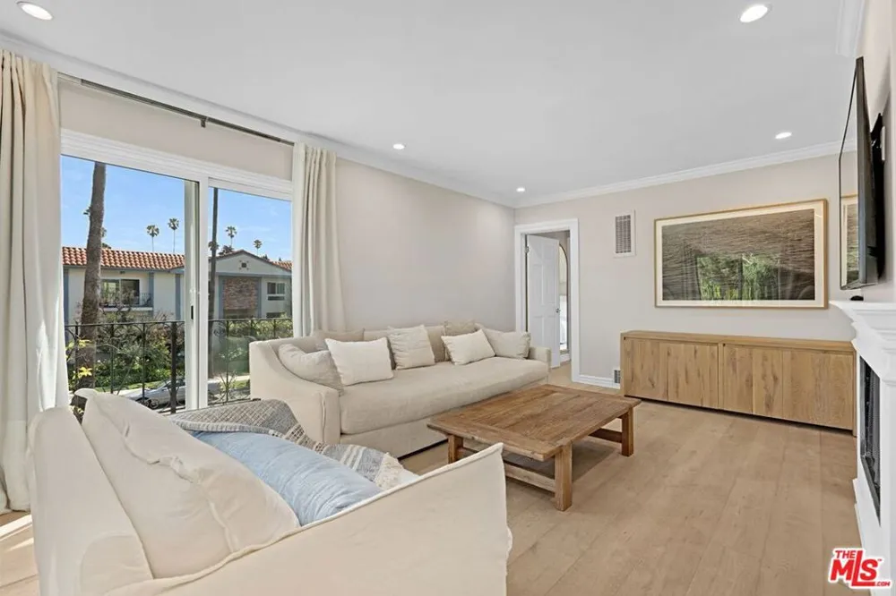 1024 5th Street #6 Santa Monica, CA 90403