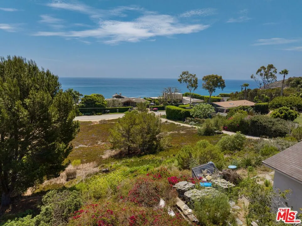 29029 Cliffside Drive Malibu, CA 90265