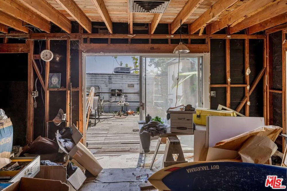 29029 Cliffside Drive Malibu, CA 90265