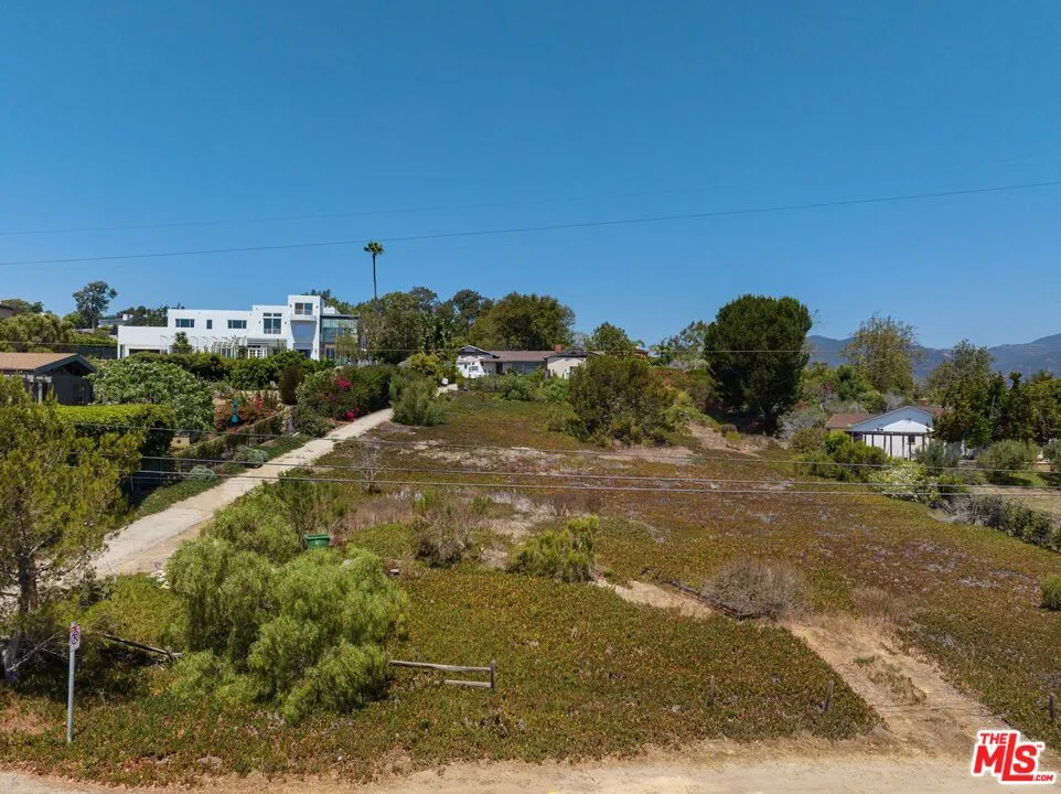 29029 Cliffside Drive Malibu, CA 90265