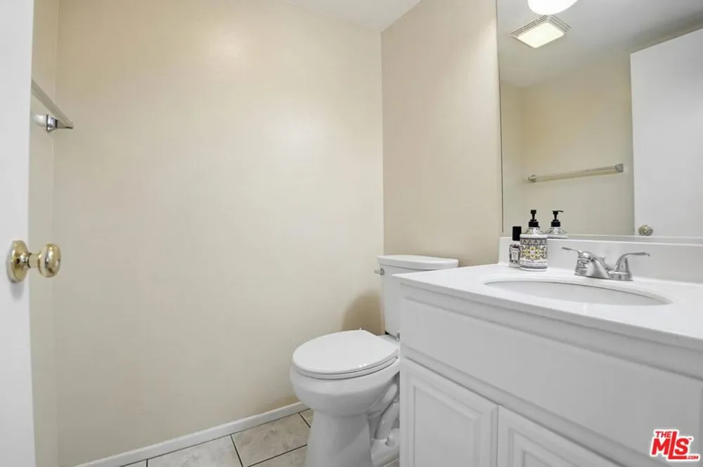 13127 Bay Meadow Avenue Chino, CA 91710
