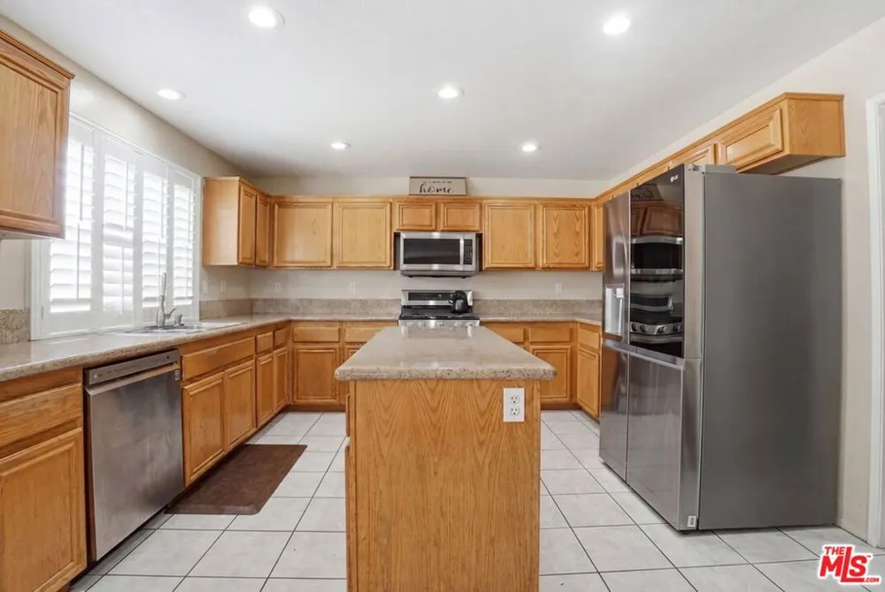 13127 Bay Meadow Avenue Chino, CA 91710