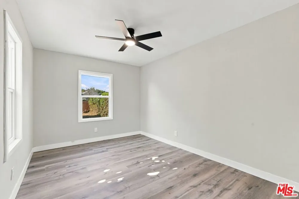 214 E 76th Place Los Angeles, CA 90003