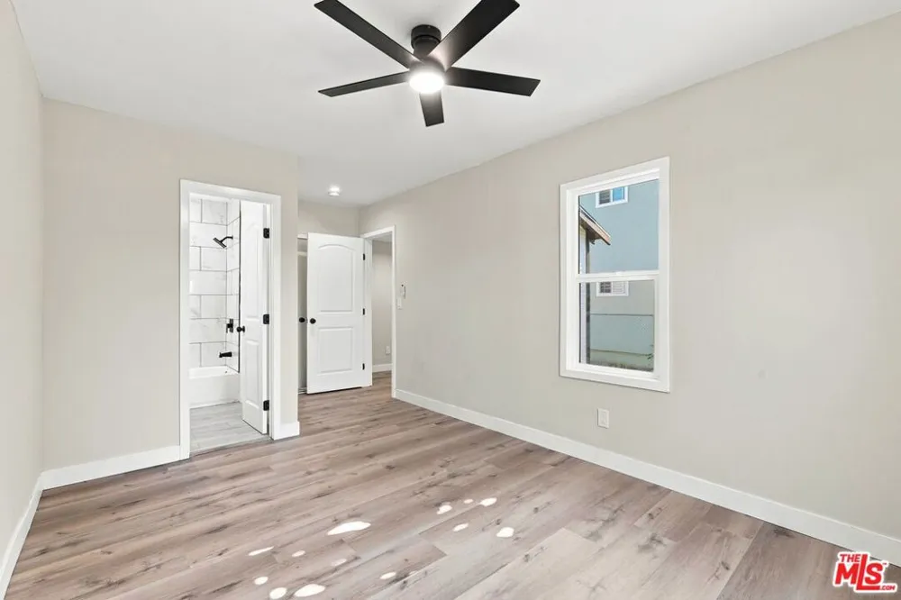 214 E 76th Place Los Angeles, CA 90003