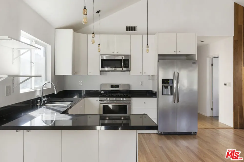 5712 Buchanan Street Los Angeles, CA 90042