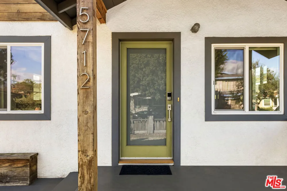 5712 Buchanan Street Los Angeles, CA 90042