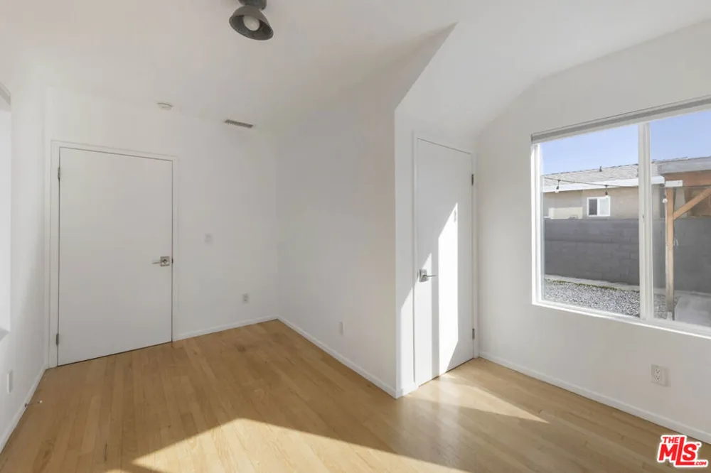 5712 Buchanan Street Los Angeles, CA 90042