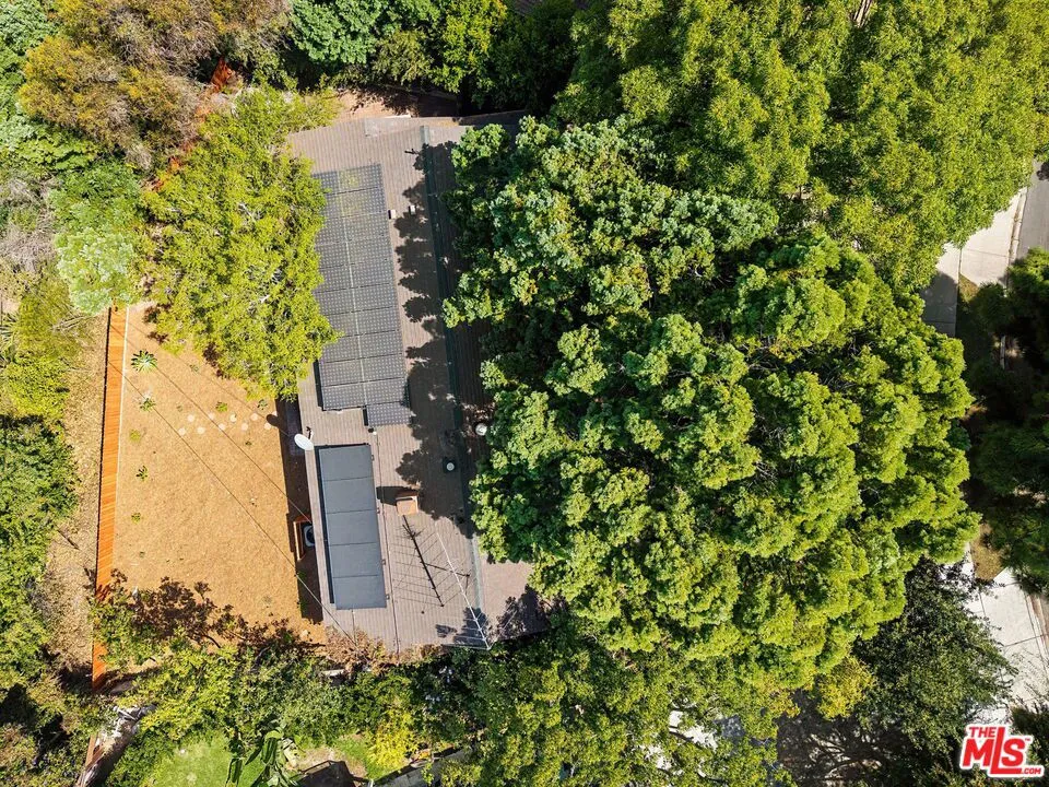 9149 Hillsboro Drive Los Angeles, CA 90034