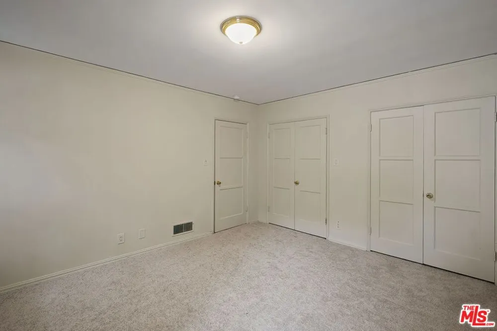 9149 Hillsboro Drive Los Angeles, CA 90034