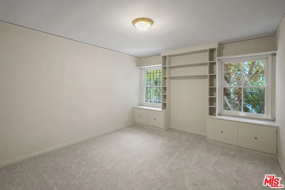 9149 Hillsboro Drive Los Angeles, CA 90034